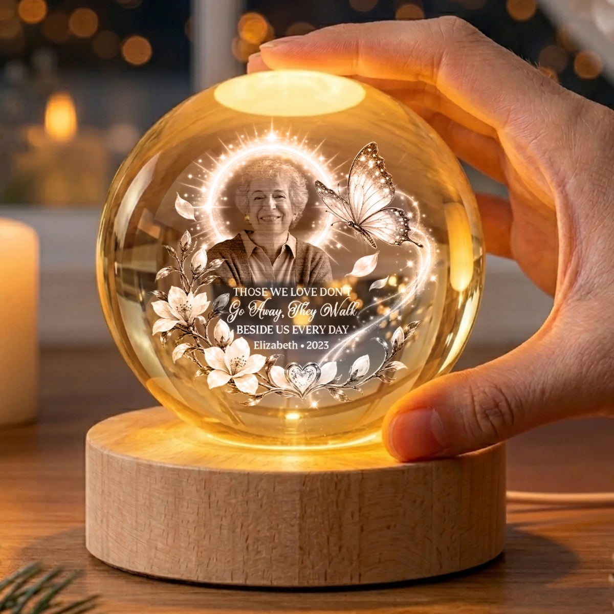 Personalized Memorial Globe Lamp with Mom Photo and Wooden LED Base